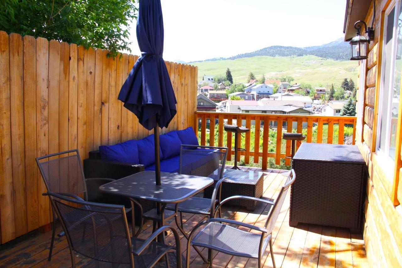 Yellowstone Treasure Guesthouses On The River Gardiner Exteriör bild